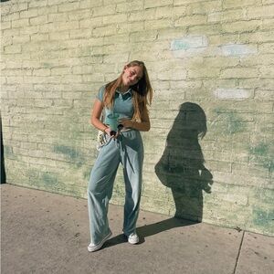 Iets frans urban outfitters matching valore green set